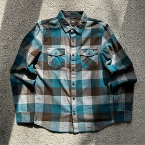 Vans Long-Sleeve Flannel Button Down Shirt